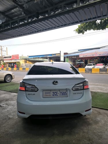 Lexus HS250h