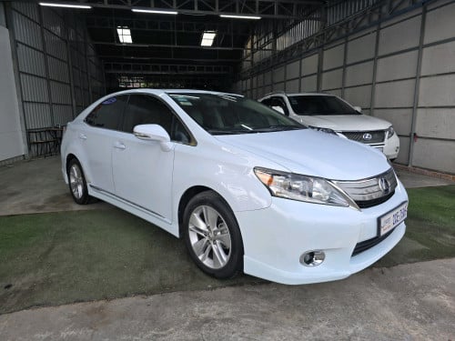 Lexus HS250h