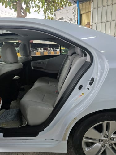 Lexus HS250h
