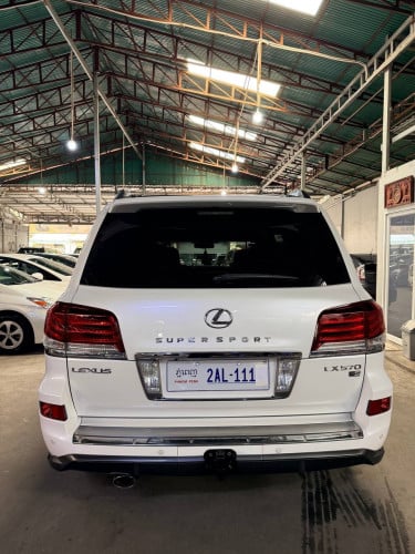 Lexus Lx570 2014 Super Sport Spec Arab 2AL-XXXN ម្ចាស់ដើម