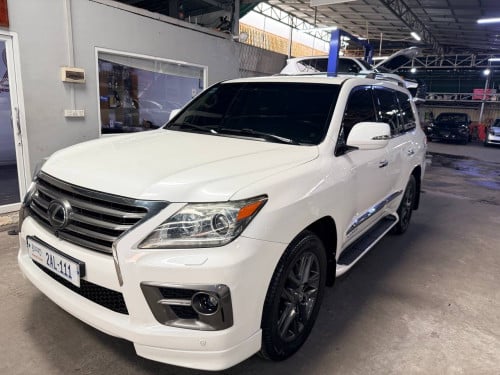 Lexus Lx570 2014 Super Sport Spec Arab 2AL-XXXN ម្ចាស់ដើម