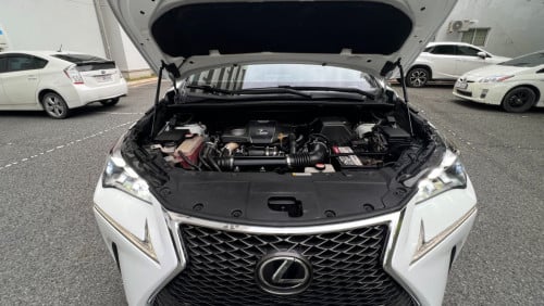 Lexus NX 200t F Sport 6ប៊ូតុង ប៉ុង2 គុជ3 តម្លៃពិសេស