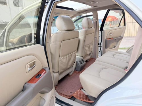 Lexus Rx 300 years 2002 pong1
