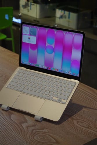 Macbook Neo 13 256GB & 512GB