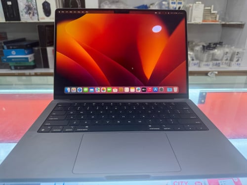 MacBook Pro 14 寸 M2 Pro 准新机 100% 电池 全套配件 + 可货到付款!