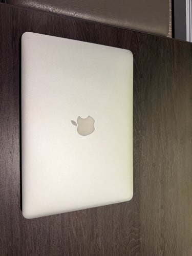 MacBook Pro 2015 13inch | i5 8Gb 256GB