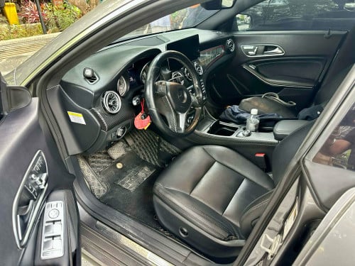 Mercedes CLA250 ឡានស្អាតណាស់ ថ្មីគ្មានទាស់ ម្ចាស់ដើមទី1ផ្ទាល់ លក់តំលៃពិសេសខ្លាំង ក្រោមទីផ្សា