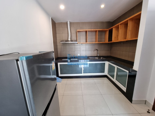 N1041 | Bright and Clean 1 Bedroom Fully Furnished Apartment For Rent
