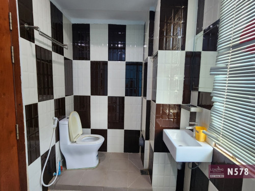 N578 | Top Floor Bright and clean Studio For Rent Near CJCC / Toul Kork