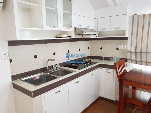 N591 | Top Floor Peaceful 1 Bedroom Serviced Apartment For Ren in Boeng Trabek