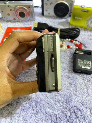 Nikon S6000