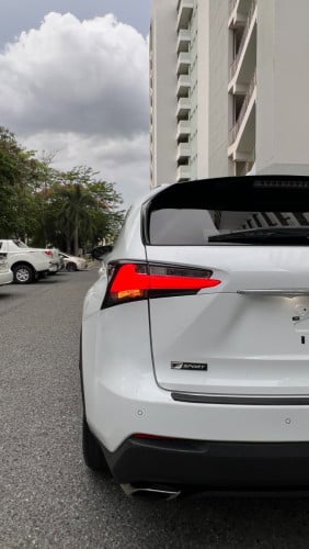 NX 200T F Sport 2016 6ប៊ូតុង ប៉ូង2 គុជ3 តម្លៃពិសេស