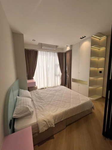 One Bedroom Condo for Rent at Time Square 306
