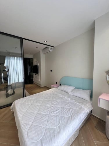 One Bedroom Condo for Rent at Time Square 306
