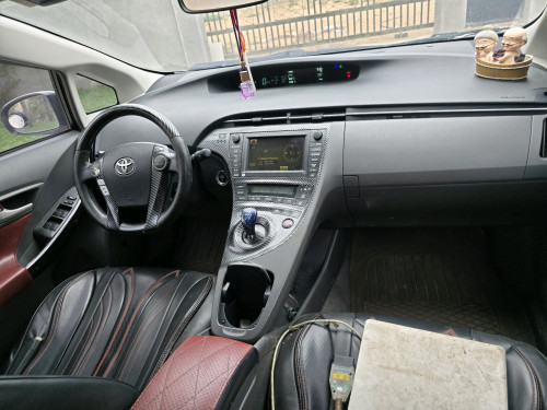Prius 011 option 4 ម្ចាស់ដើម លក់