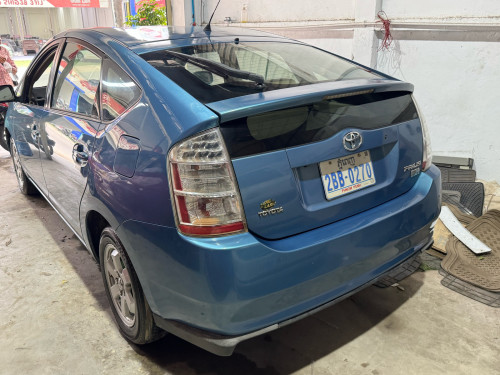 Prius 2007 full ក្នុងលឿង