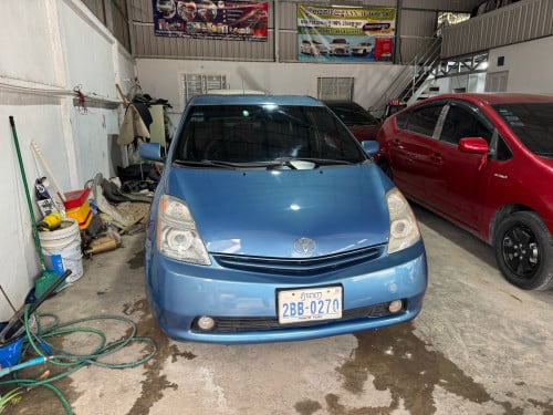 Prius 2007 full ក្នុងលឿង