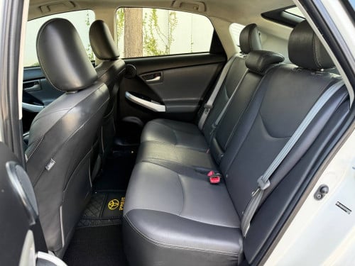 Prius 2012 deluxe solar JBL