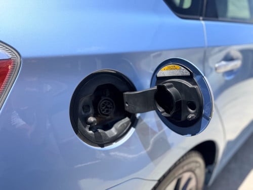 Prius 2012 plug-in ក្រដាស់ពន្ធ