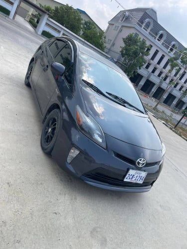 Prius 2013 option 3