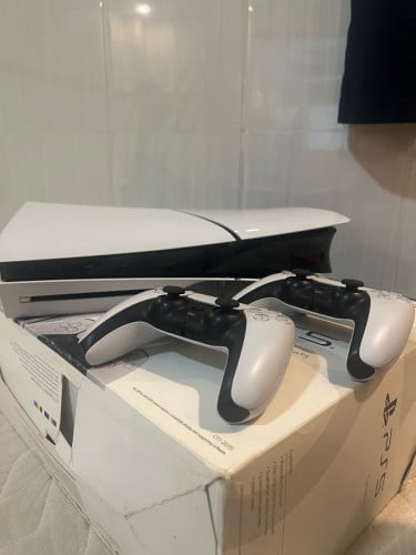 PS5 លក់ PS5 Fat 1TB (Disc Edition) – ប្រអប់ដើម កូនបញ្ជា2 ហ្គេម5