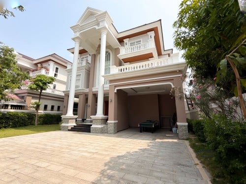 QUEEN VILLA FOR RENT IN PENG HUOTH BOENG SNOR - ECO MELODY