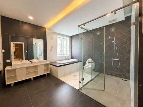 QUEEN VILLA FOR RENT IN PENG HUOTH BOENG SNOR - ECO MELODY