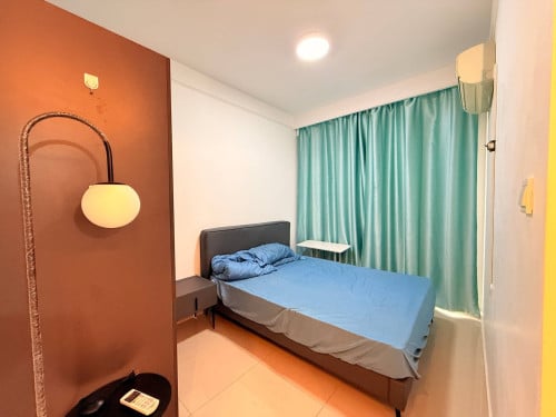 R&F condo for rent