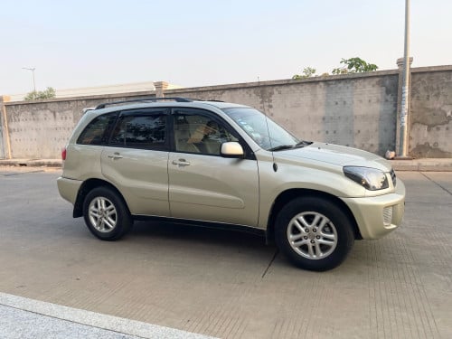 RAV4 02ប៉ុងមួយ​  ធានាឡានថ្មី​