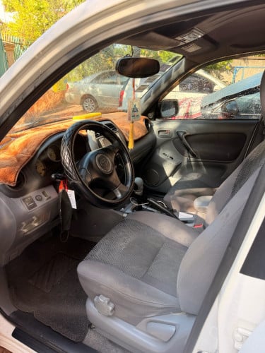 RAV4, 2002