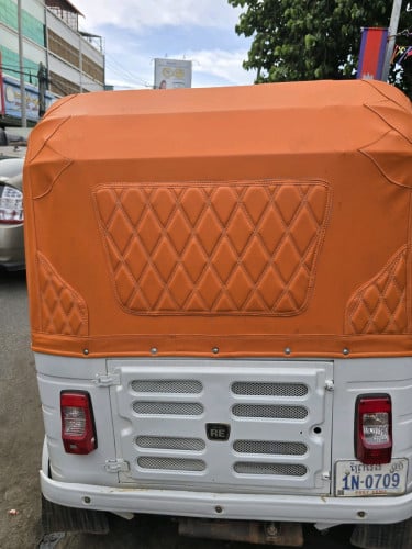 Re bajaj2018លក់