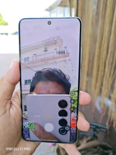 Realme GT7 Pro 12g/256g_CH(វៃដូរបាន)👉$255