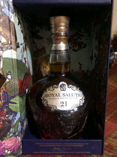 ROYAL SALUTE 21Y