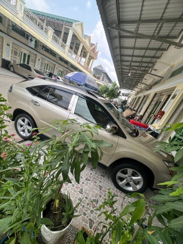 RX330ឆ្នាំ2005ប៉ុង1ឡានថ្មីប្រើថែគ្មានពាក្យថាស្ទើទេ