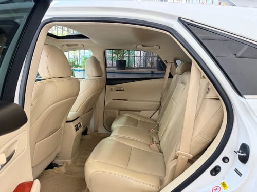 Rx450h full advanced សកាំម៉ៃ ក្នុងលឿង ថ្មីណាស់