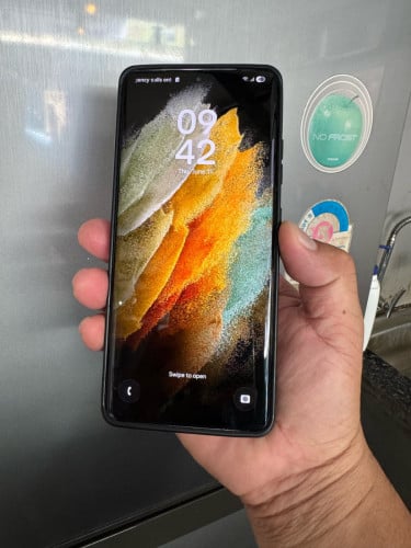 Samsung Galaxy S21 Ultra ស៊ីម២