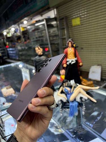Samsung S22Utra 512G Ram12G Sim2 Global អេក្រង់Oled បែកថាច់ស្ទើរតួរ