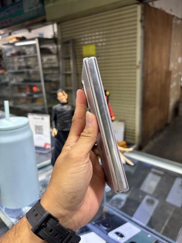 Samsung Zfold3 512G Ram12G Sim2 Global ខូចខាងក្នុងបែកជាំតិច