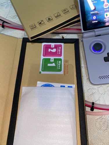 Screen protector for rretroid pocket flip 2