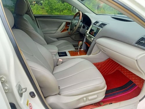 sedan