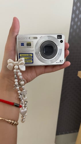 Sony Cybershot W12
