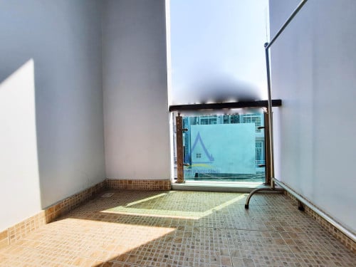 Spacious 1-bed apartment for rent in BKK3