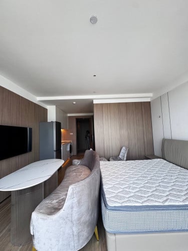 Studio rent $360 at Koh norea