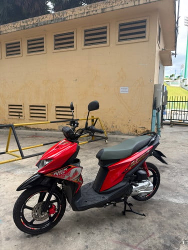 Suzuki Nex Cross