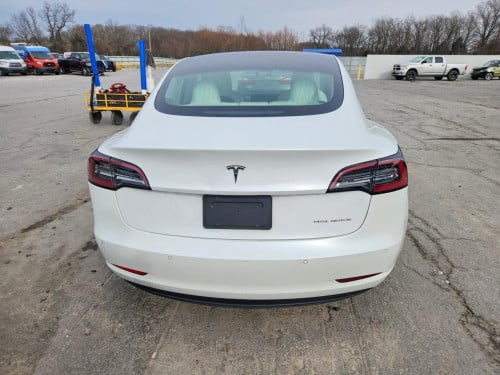Tesla model3 Long Rang 518km
