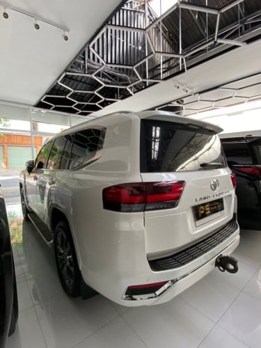 TOYOTA LAND CRUISER VX-R 2023 Twin Turbo Spec Arab កៅអី3ជួរ Speaker JBL