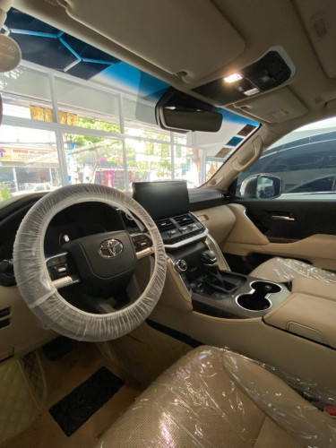 TOYOTA LAND CRUISER VX-R 2023 Twin Turbo Spec Arab កៅអី3ជួរ Speaker JBL