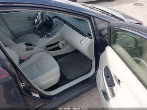 Toyota Prius 2012 option 3