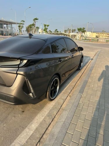 Toyota Prius prime Advance 2017 ឡានថ្មីណាស់ តំលៃល្អ
