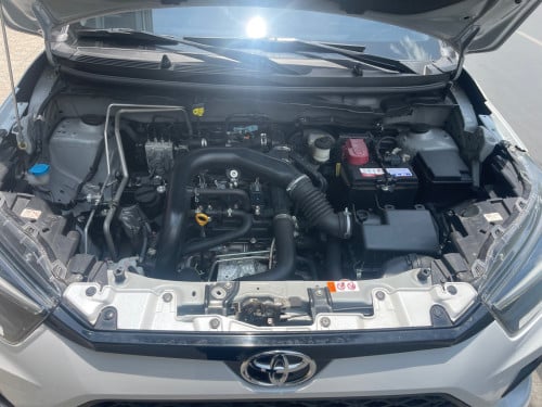 Toyota Raize year 2022 Full option ដំបូលខ្មៅ